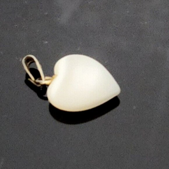 Vintage Mother Of Pearl Heart Shape Sterling Silver Pendant Charm .5" x  .5" - Picture 4 of 5